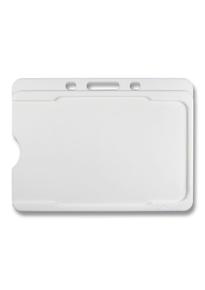 Kartenhalter, Ausweistasche, Ausweishülle, Ticketholder, ID- Kartenhalter, Ausweisetui, Klarsichthülle, Befestigungssteg, Rundloch, Langloch, Ticket holder, Ticket Aufbewahrung, Tickethülle, Schlüsselband, Messe, Festival, Verkaufsfläche, Event, Büro